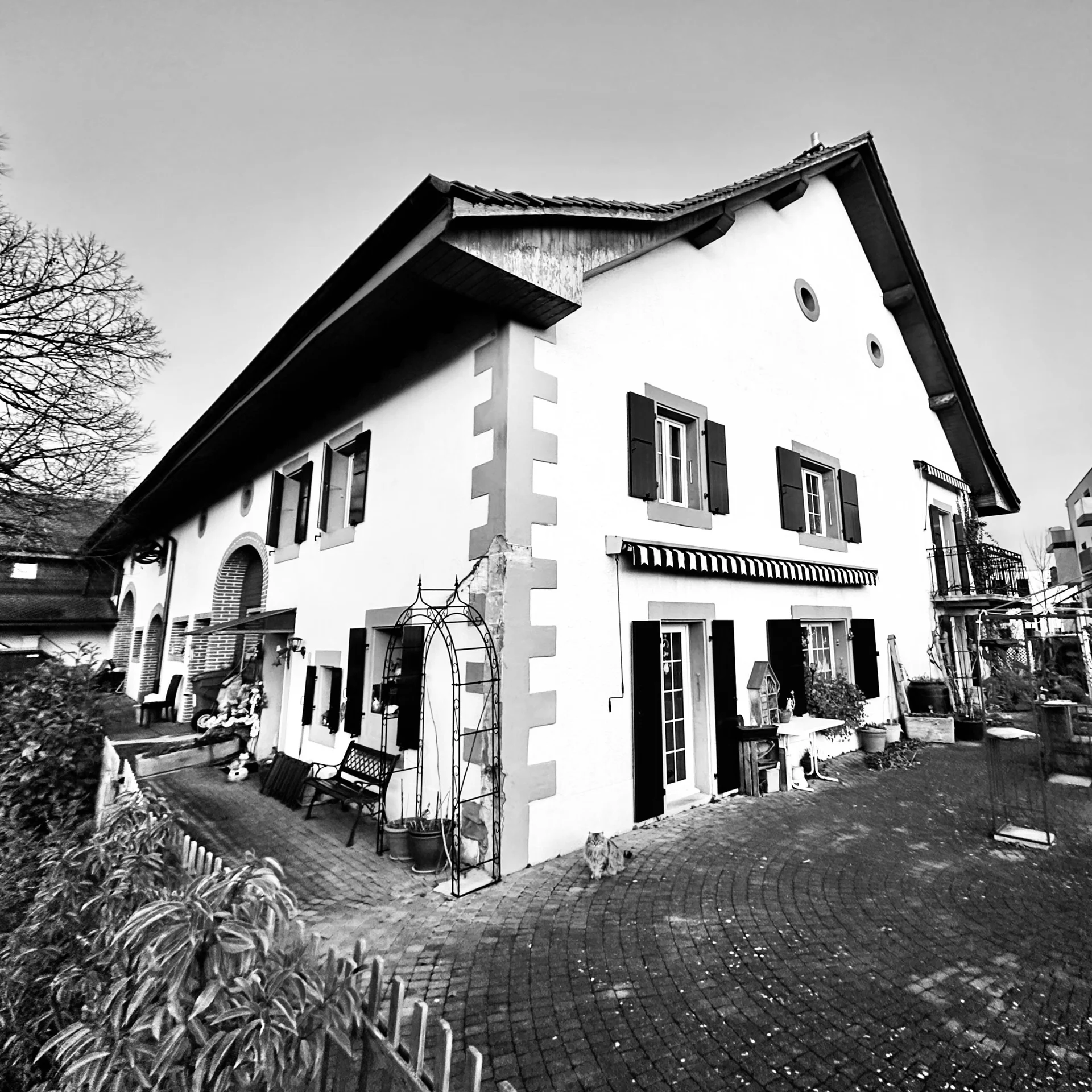 Rénovation d'une ferme au Mont-sur-Lausanne — vue 2