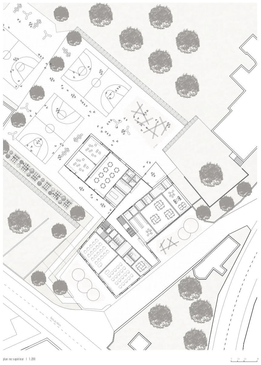 Bâtiment scolaire à Riaz — vue 3