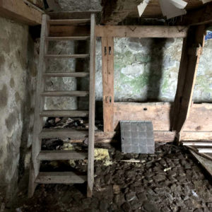 Grange hors zone à bâtir en rénovation
